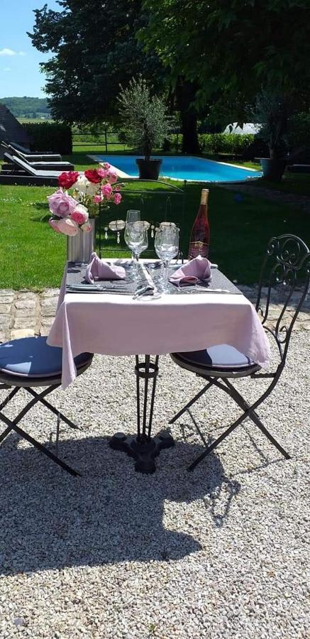 Bed and Breakfast Le Mouton Blaison Экстерьер фото