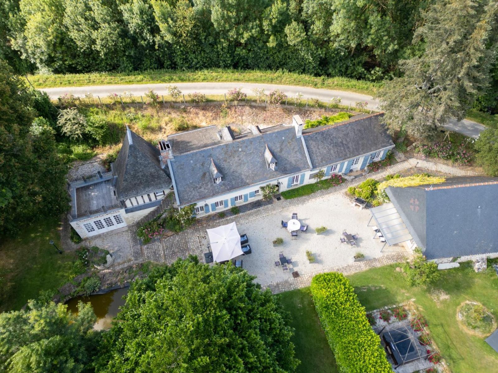 Bed and Breakfast Le Mouton Blaison Экстерьер фото